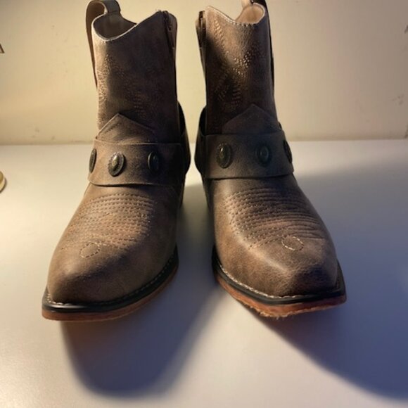 Natural Reflections Shoes - Natural Reflections Kaylee Buckle Ankle Boots